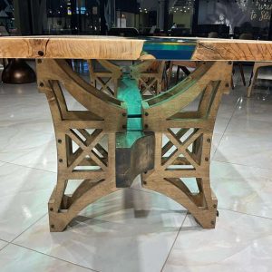 0008 Wooden Eifel Leg